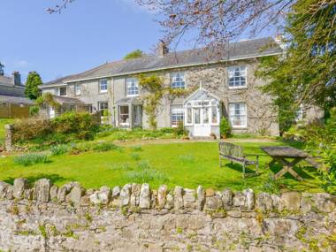 Garfield House South Brent