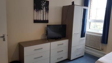 Atlantic Mansions 2 Bedroom Split Level Apartment