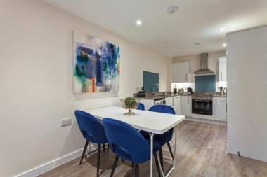 Southampton City Apartments by Charles Hope