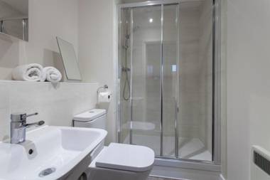 Southampton City Apartments by Charles Hope