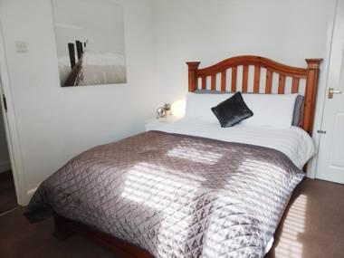 Freemantle Solent Lodge SGH