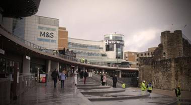 Superb City Center 1 or 2 BR Apts King Bed - Wise Stays