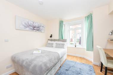 Modern Studio Apartments in Castle St