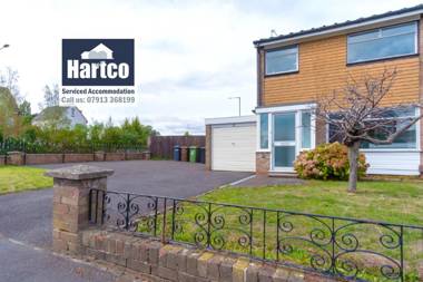 3 bed house - Home working - Contractors stays - Parking for vans - Birmingham