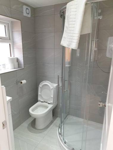 Lovely central studio/2bed - 5min to train station