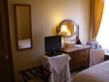 Anton Guest House Bed and Breakfast