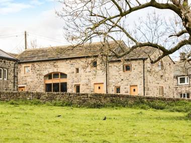Stoneycroft Barn