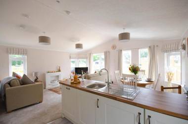 Hollicarrs - Hares Leap