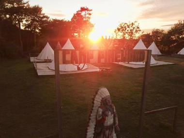 Pinewood Park - Tipis Hot Tubs and Lodges