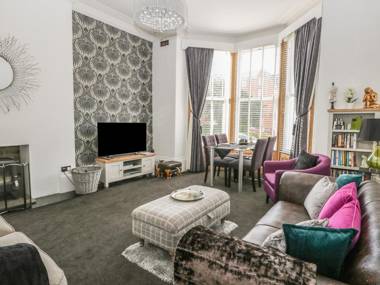 Esplanade Gardens Apartment 1