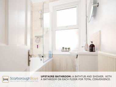 Beautiful Victorian Townhouse Great location close to THE BEACH and Peasholm Park with FREE PARKING SLEEPS 9