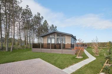 Host & Stay - Salt & Seaweed