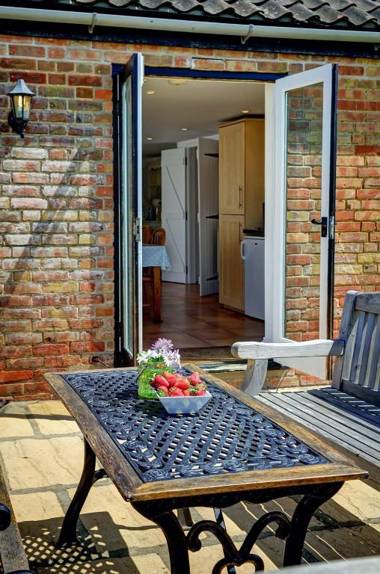 East Green Farm Cottages - The Hayloft