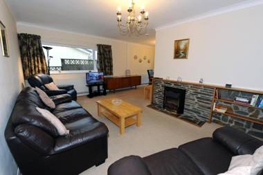 Glan Heulog - Near to Beach Pet Friendly