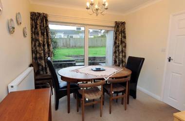 Glan Heulog - Near to Beach Pet Friendly