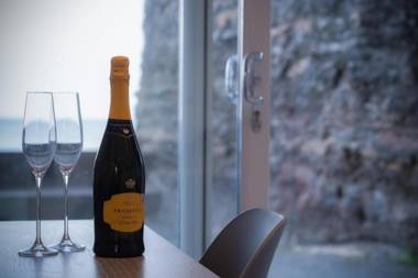 Beach Court - 1 Bedroom Apartment - Saundersfoot