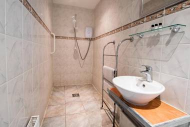 Aspen Country Chalet In Pegsdon