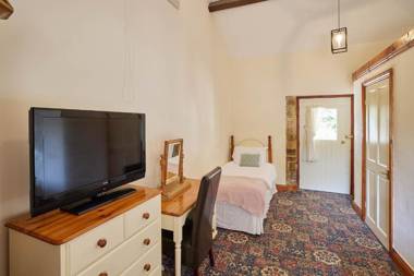 Host & Stay - The Arches Country House