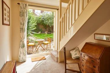 Host & Stay - Rosebank Cottage