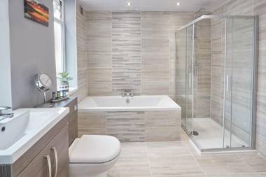 Host & Stay - Riftswood at Ruby