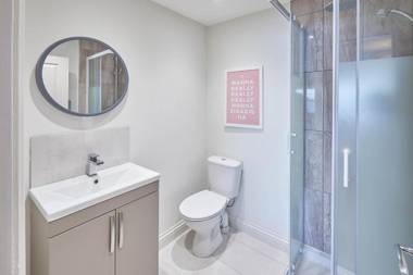 Host & Stay - 'Salty' Seaview