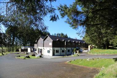 Colliford Lake Tavern & Holiday Park