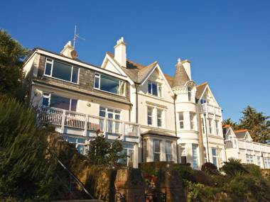 Hydeaway 7 Grafton Towers