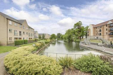 Penthouse Apartment Little Paxton - 47 Skipper Way