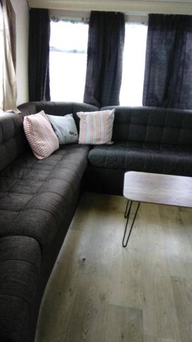 Stunning 3-Bed caravan in camber kitesurf family