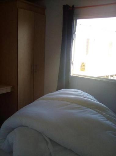 Family dog friendly sea beach caravan in camber