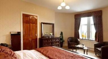 Lyons Woodlands Hall