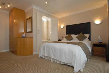 Barn Hotel London Ruislip