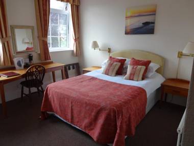 The Hillmorton Manor Hotel