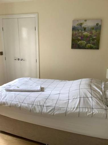 Simpson's Apartments Rugby Ltd