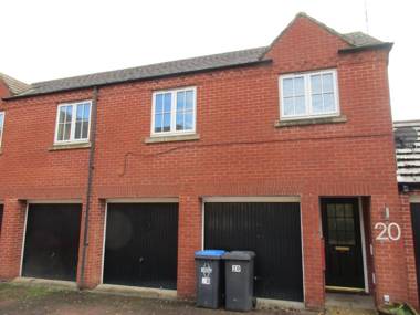 20 Nightingale Gardens Coton Park Rugby CV23 0WT