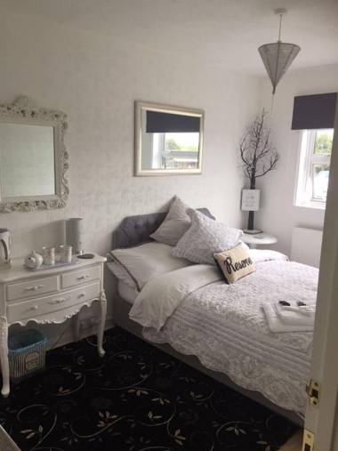 Southend Airport Bed & Breakfast