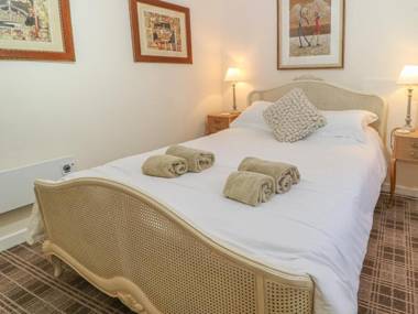 7 Scarah Bank Cottages