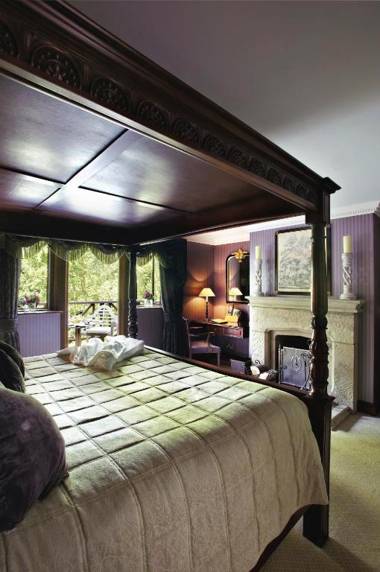 Langshott Manor - Luxury Hotel Gatwick