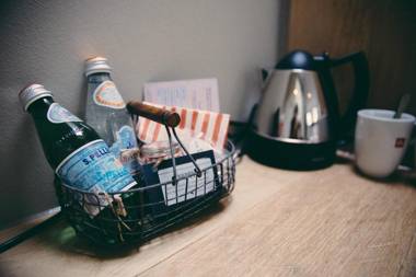 The Curious Pig in the Parlour