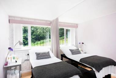 Southcrest Manor Hotel; BW Signature Collection