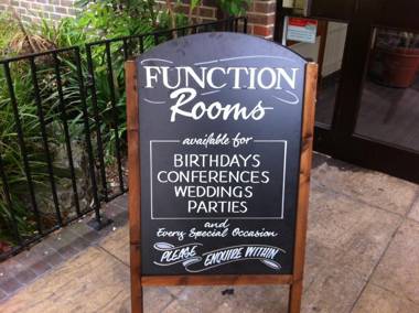 Farmhouse Innlodge by Greene King Inns