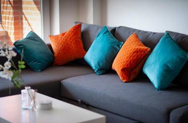 Elm View - 2 Bed 2 Bath Apartment with Parking in Central Southsea