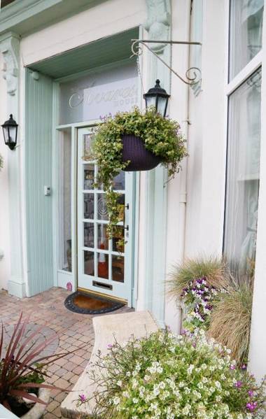 Avarest House Bed and Breakfast