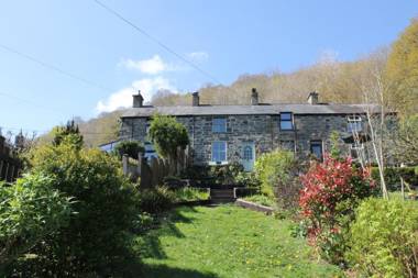 2 Bryn Eglwys Porthmadog