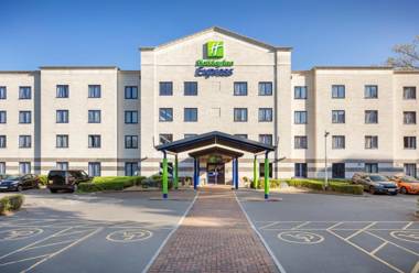 Holiday Inn Express Poole an IHG Hotel