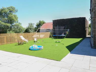 Ty Ffarm at Gellilwch Pontypridd