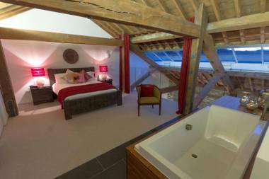 Luxury Royal William Yard Apartment - Mills Bakery