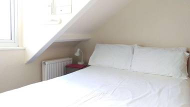 The George Guest House