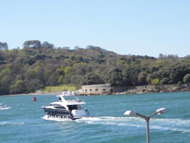 Sutton Harbour House