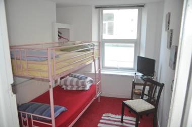 Plymouth Backpackers